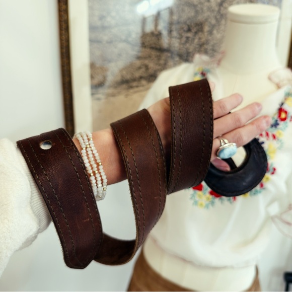 ✨ VINTAGE 1970s suede belt - Picture 4 of 4